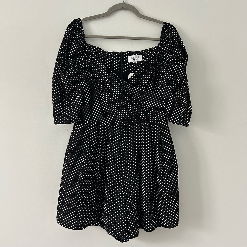 CISTAR New York Black White Polka Dot Short Sleeve Sweetheart Short Romper NWT M